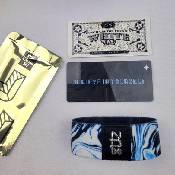 New opened white star 0132 Zox bracelet size small fits 6" - 6.5" wrist - Picture 1 of 4